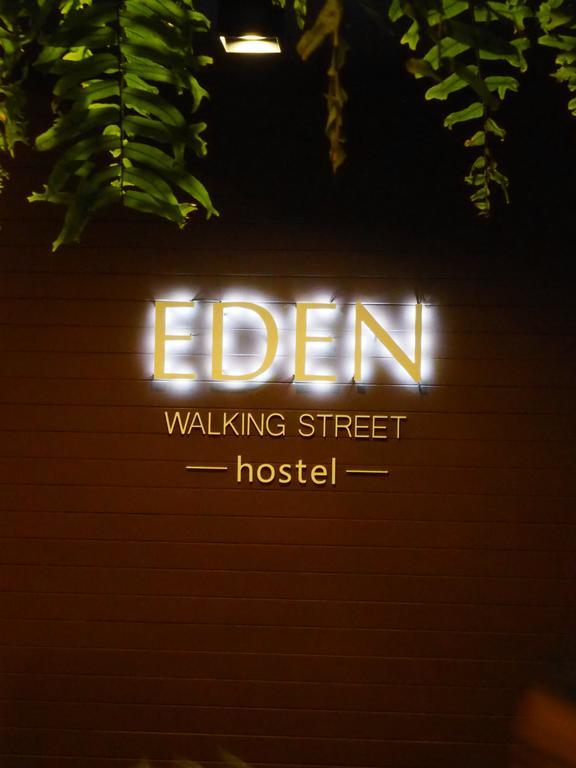 Eden Walking Street Hostel Чиангмай Экстерьер фото