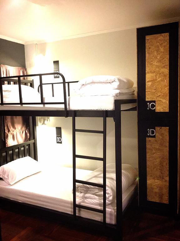 Eden Walking Street Hostel Чиангмай Номер фото