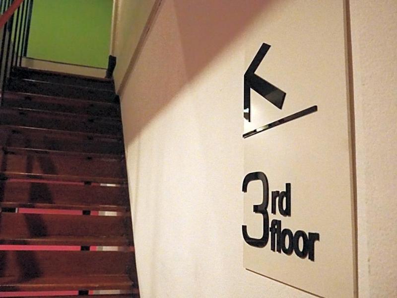 Eden Walking Street Hostel Чиангмай Экстерьер фото